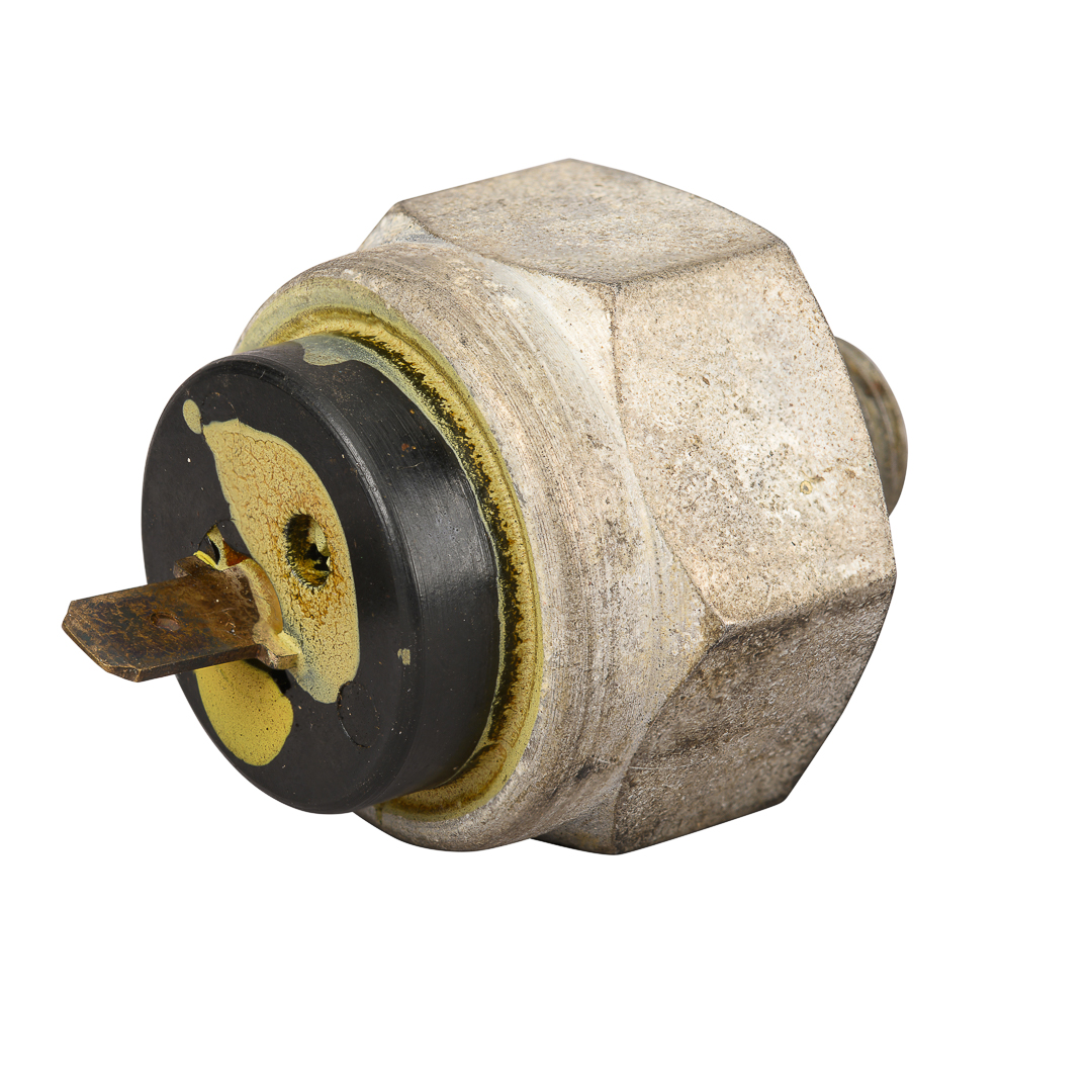 KONTAKT STOPLICHT DESTA - 006011